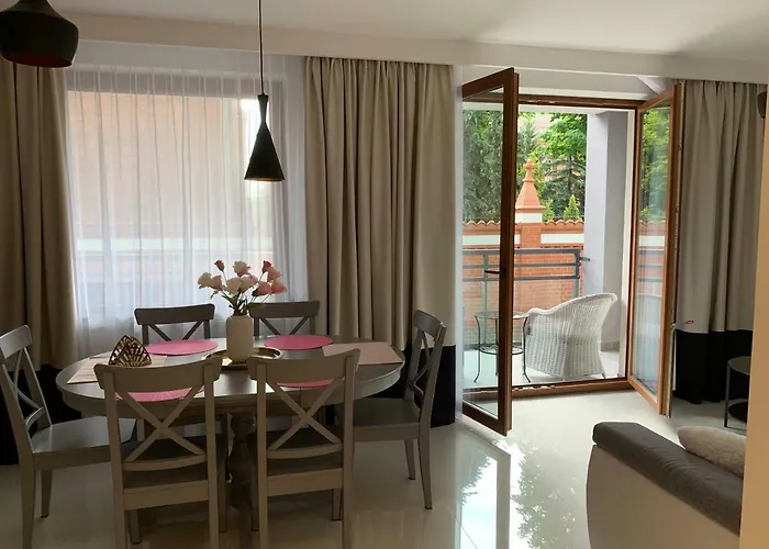 Zacisze Rose Gold 아파트 *